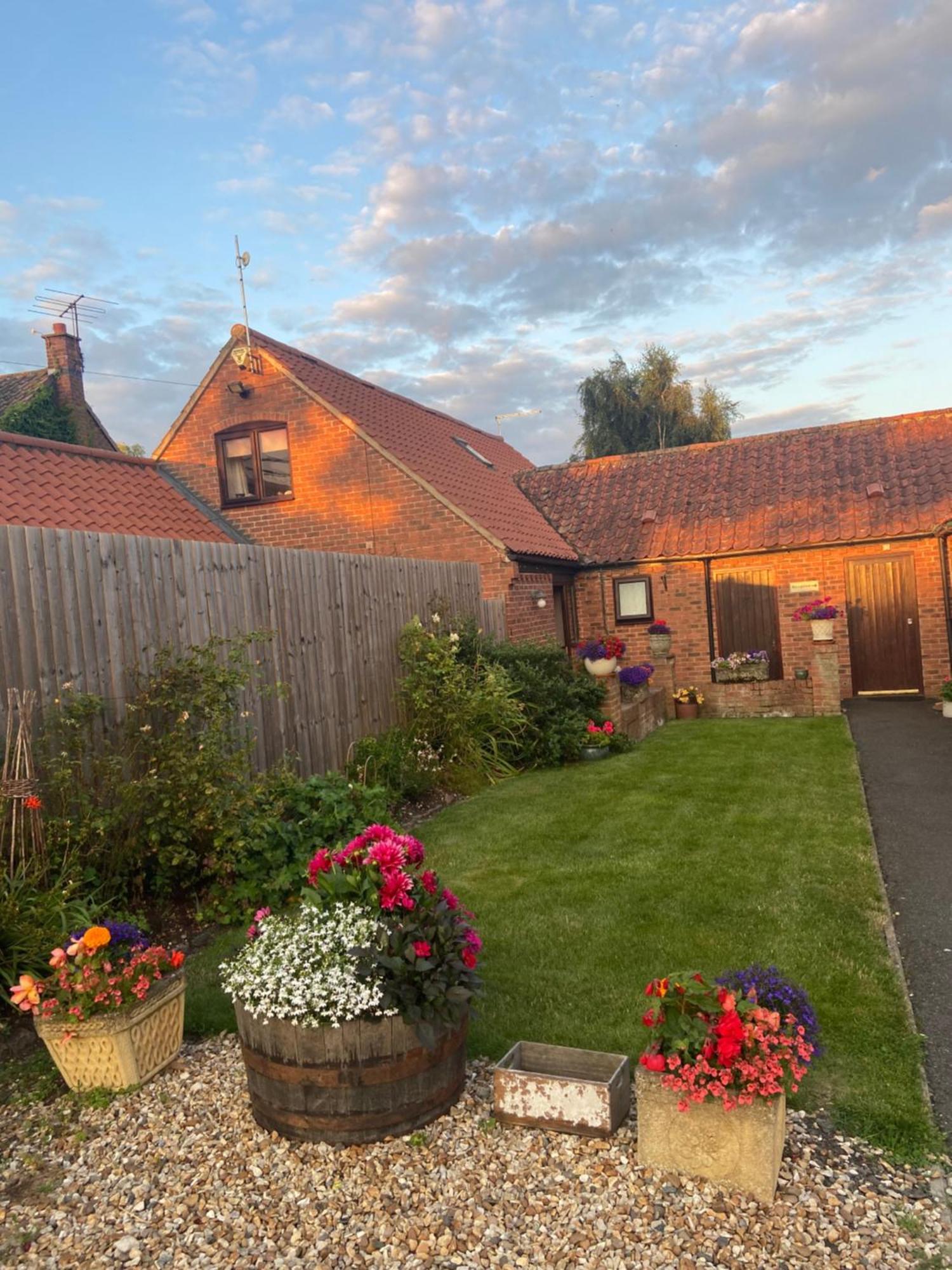 Willow Tree Cottages Newark upon Trent Dış mekan fotoğraf
